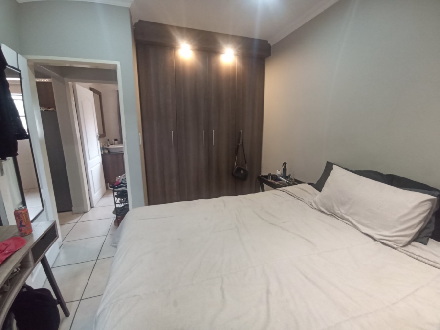 1 Bedroom Property for Sale in Bult West North West